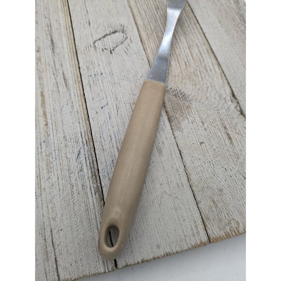 Vintage Flint Arrowhead Stainless Meat Utility Turning Fork 9 1/2" Wheat Handle - Picture 6 of 7